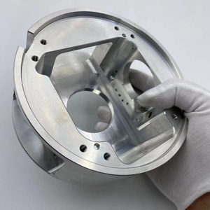 Pièces de précision usinées sur commande par CNC, centre d'usinage CNC à cinq axes, service de fabrication de pièces mécaniques micro-usinées - Product Image 6