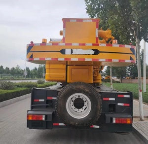 Vente chaude 50 tonnes grues <span class=keywords><strong>de</strong></span> construction d'occasion camion-<span class=keywords><strong>grue</strong></span> à bas <span class=keywords><strong>prix</strong></span> QY50k XCT50 <span class=keywords><strong>grue</strong></span> <span class=keywords><strong>de</strong></span> camion d'occasion - Product Image 4
