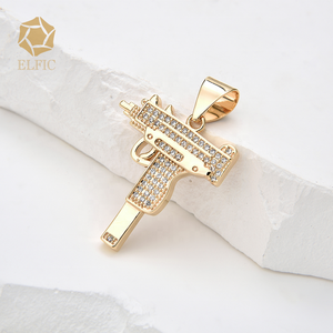 Colgante de Pistola con Incrustaciones de Diamantes, Chapado en Oro de 18k, Éxito de Ventas en TikTok, Inspirado en el Hip Hop y el Rock - Product Image 2