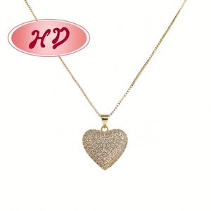 Chaîne à maillons en or 18 carats Hengdian, pendentif cœur tendance pour femme, zircone cubique, alliage de cuivre, bijoux d'anniversaire, vente en gros - Product Image 4