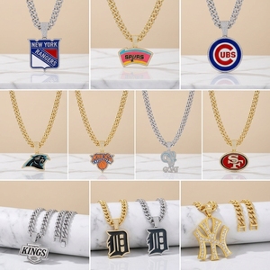 Collier de championnat de basketball personnalisé, chaîne cubaine plaquée argent et or, entièrement sertie de cristaux, pendentif tournoi de baseball - Product Image 1