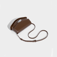 Sac à main écologique de style luxueux pour femmes avec fermeture de couverture et longue sangle réglable sac à main pour dame pour la mode tenue quotidienne féminine