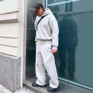 Conjunto Deportivo Personalizado de Felpa Gruesa para <span class=keywords><strong>Hombre</strong></span>, Sudadera con Capucha y Pantalones Deportivos, Conjunto de 2 Piezas, Ropa Deportiva Urbana - Product Image 3