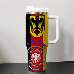 Vaso Térmico <span class=keywords><strong>de</strong></span> Acero Inoxidable <span class=keywords><strong>de</strong></span> 2000 ml con Asa, Estilo Oficial 2026, Diseño Deportivo Personalizable, Taza <span class=keywords><strong>de</strong></span> Viaje - Product Image 3