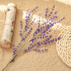 Flor Artificial de Lavanda CallaFloral, Tallo Único, Color Morado, Plástico, Decoración de Interiores, Manualidades para Bodas - Product Image 1