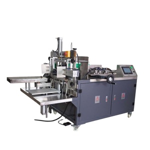 Quantité de Machine d'emballage semi-automatique pour couches bébés et adultes avec emballage réglable - Product Image 1