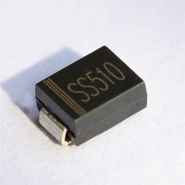 Confezione da 20 pezzi) Chanzon SR5100 (SB5100) Diodi raddrizzatori a barriera Schottky 5A 100V DO-201AD (DO-27) Assiale 5 Amp 100 Volt