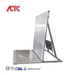 Barrière de scène modulaire pliable en alliage d'aluminium, portable, robuste, pour le contrôle des foules et la sécurité des concerts - Product Image 2