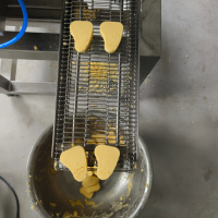 Machine automatique de formage d'anneaux d'oignon, machine de transformation de burgers de poisson, machines de fabrication de produits carnés, certification CE
