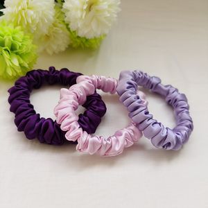 100% शुद्ध रेशम से अधिक आकार के बड़े बालों के स्क्रब आकर्षक पैकेजिंग बॉक्स में हेयरबैंड सेट - Product Image 4