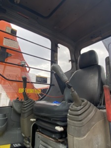 Excavadora Usada de Segunda Mano, Maquinaria de Movimiento de Tierras HITACHI ZX130 en Venta - Product Image 6