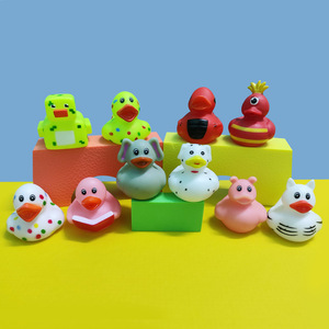 Vente en gros de mini canards en caoutchouc nouveaux cadeaux amusants de bain d'Halloween pour les douches de bébé jouet d'assortiment d'incitations de salle de classe pour enfants - Product Image 1