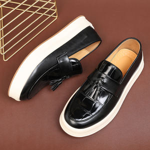 Mocassins de marque pour hommes, design classique, qualité supérieure, pour mariage et fête, automne, fabriqués en Chine, chaussures de marche marron en caoutchouc - Product Image 1