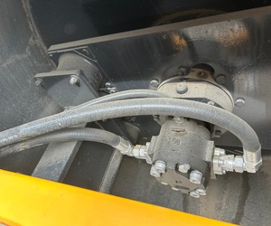 Rouleau compresseur d'occasion XS183J avec patins de nivellement XS142J XS145J XS163J XS183J XS203J XS223J XS263J XS263H XS265J et autres machines - Product Image 6