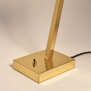 Lampe de table en marbre naturel avec abat-jour en verre, source de lumière LED, décoration intérieure, design minimaliste, origine Zhongshan, respectueuse de l'environnement - Product Image 2