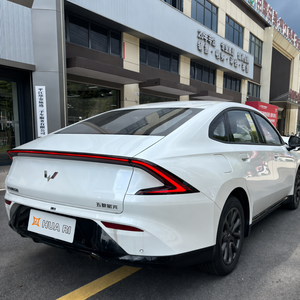 รถยนต์มือสอง SAIC <span class=keywords><strong>GM</strong></span> Wuling Starlight ปลั๊กอินไฮบริด PHEV ซีดาน 1.5 ลิตร ระยะทางวิ่งด้วยไฟฟ้า <span class=keywords><strong>70</strong></span> กม. ระยะทางรวม 1000 กม.+ 5 ที่นั่ง พวงมาลัยซ้าย เกียร์อัตโนมัติ เบาะหนัง สีเข้ม - Product Image 5