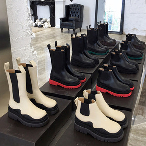 Nouvelles <span class=keywords><strong>Bottes</strong></span> Courtes Élégantes à Talons Très Hauts et Ultra-Fins en Fibre et <span class=keywords><strong>Cuir</strong></span>, à Semelle Épaisse, Mi-<span class=keywords><strong>Mollet</strong></span>, Haut de Gamme, Stables et Raffinées, Collection 2026 - Product Image 2