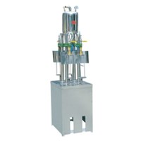 Fabriek Prijs CP-4 Kleine Semi-Automatische Koolzuurhoudende Dranken Drinkwater Isobare Fles Vulmachine