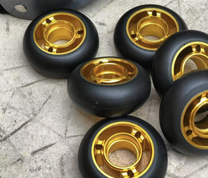 <span class=keywords><strong>Patins</strong></span> <span class=keywords><strong>à</strong></span> <span class=keywords><strong>roues</strong></span> alignées professionnels haute performance pour adultes <span class=keywords><strong>roues</strong></span> 64*24mm chaussures <span class=keywords><strong>à</strong></span> <span class=keywords><strong>roulettes</strong></span> <span class=keywords><strong>à</strong></span> <span class=keywords><strong>3</strong></span> <span class=keywords><strong>roues</strong></span> - Product Image 6