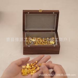 Caja de almacenamiento rectangular de madera de nogal con pomo dorado para regalo o colección de monedas - Product Image 3