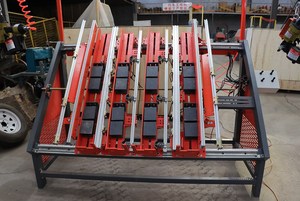 Euro <span class=keywords><strong>Pallet</strong></span> lắp ráp máy làm bằng gỗ <span class=keywords><strong>Pallet</strong></span> khối đóng đinh máy tối ưu hóa <span class=keywords><strong>Pallet</strong></span> <span class=keywords><strong>Stacker</strong></span> và Dispenser - Product Image 3