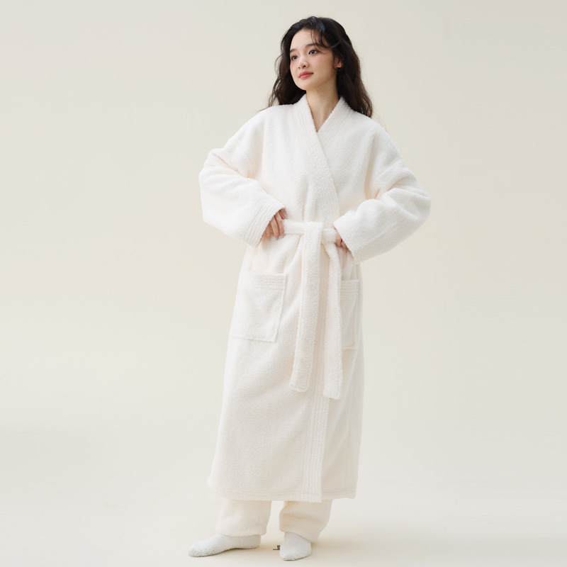 Peignoir femme en velours de riz blanc