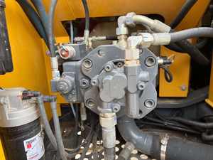 ใช้ xcm xe135Dk ใช้รถขุดตีนตะขาบ 13 ตัน xe215d xe235da รถขุดที่ทําในปี 2021 - Product Image 4