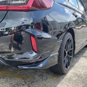 Kits de carrosserie automobile Welta ABS Modulo Model Two-box Three-box, protection d'angle de pare-chocs arrière, bande décorative, finition polie - Product Image 4