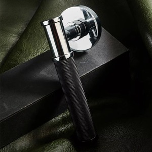 Set di Maniglie per <span class=keywords><strong>Porta</strong></span> con Serratura in Ottone Massiccio Nero Opaco, Design Moderno e Lussuoso, Ambidestro, Hardware di Sicurezza per Interni di Appartamenti - Product Image 3