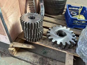 Professional <b>Gear</b> Supplier Customized Non-standard Large Industrial Machinery Parts Large <b>Gear</b> Spur <b>Gear</b> - Product Image 4