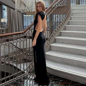 Nouvelle Robe <span class=keywords><strong>Femme</strong></span> 2026 à Col Rond, Épaule Droite, Coupe Ajustée, Dos Nu et Chaîne Décorative à la Taille - Product Image 3