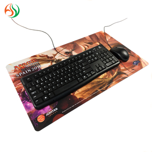 Alfombrilla de Ratón para Juegos RGB Impermeable, Personalizable con Impresión Personalizada, Base de Goma Antideslizante Grande para PC - Product Image 1