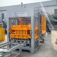 Machine automatique de fabrication de blocs de pavés 8-15 pour le marché du Tadjikistan