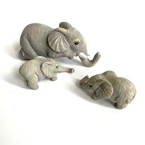 Venta al por mayor creativo 3D Animal elefante resina artesanía madre niño elefante escultura decoración del hogar