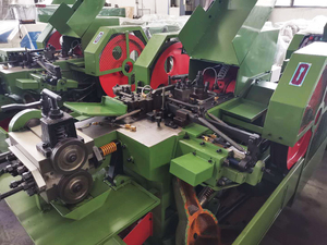 Máquina de remaches semitubulares para la fabricación de remaches huecos <span class=keywords><strong>en</strong></span> frío - Product Image 3