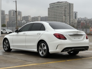 Vente flash 2019 Mer-Benz Classe <span class=keywords><strong>C</strong></span> restylée <span class=keywords><strong>C</strong></span> 260 L Sport Transmission automatique Sièges en cuir <span class=keywords><strong>Prix</strong></span> bas Voiture d'<span class=keywords><strong>occasion</strong></span> de luxe - Product Image 6