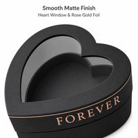 Boîte cadeau personnalisée noire mate en forme de cœur avec fenêtre en acétate et lettrage en feuille d'or rose, vente en gros, directement de l'usine pour la vente au détail