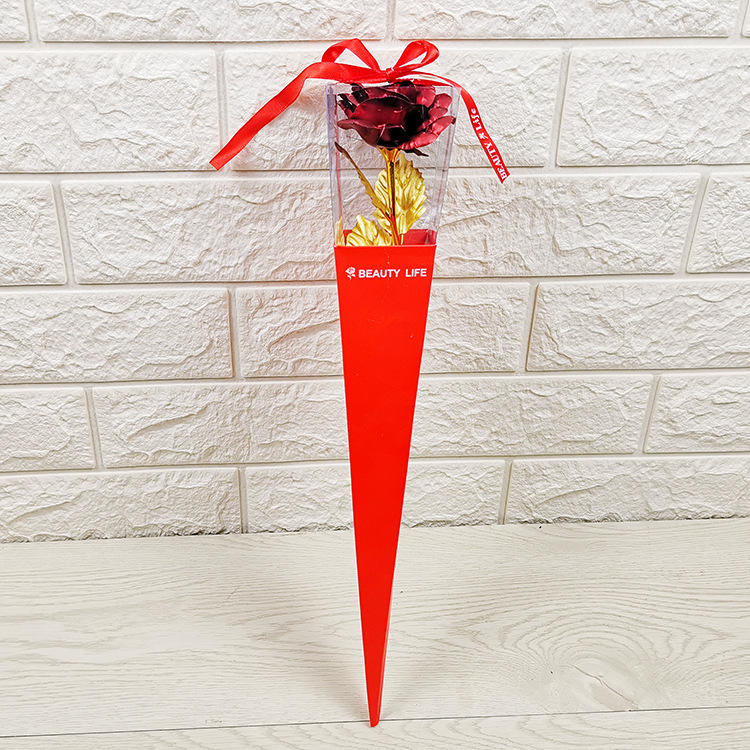 กุหลาบแดงพร้อมกล่องสีแดง