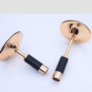 Kustom logam hitam Taper <span class=keywords><strong>Candelabra</strong></span> kristal antik tongkat lilin pegangan logam tempat lilin berdiri rumah bagian tengah