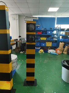 Poteau de signalisation routière à LED réfléchissant solaire, délimiteur de zone de stationnement, poteau de signalisation de sécurité avec une visibilité supérieure à 1000 m, protection IP53 - Product Image 4