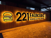 Panneau d'affichage de lettres LED 3D pour affaires Panneau d'affichage extérieur 3D rétro-éclairé Modules en acier inoxydable acrylique éclairés par rétro-éclairage LED pour affaires