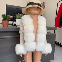 Nouveau cardigan en fausse fourrure pour enfants, automne et hiver, pull en fausse fourrure tricoté pour filles, cardigan en fourrure tendance pour enfants