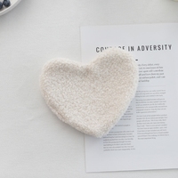 Sous-verres en peluche créatifs style Ins sur le thème de l'amour pour la décoration de fond photo, la décoration intérieure, et comme support isolant thermique