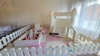 Château gonflable blanc de 6,6 x 6,6 pieds avec toboggan, petit château gonflable commercial pour la location de fêtes d'enfants