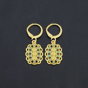 Nuevos Aros de Oro 2024, Juego de Joyería de Latón de Moda con Diseño de Zirconia en Forma de Gota, Pendientes de Encanto al por Mayor - Product Image 5