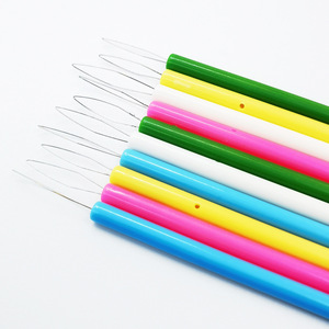 Enhebrador de Agujas Cilíndrico de Plástico, Colorido, con Orificio Grande, Guía de Hilo Portátil, Accesorio de Costura DIY - Product Image 3