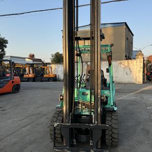 Montacargas Hidráulico Diésel Mitsubishi Japonés Original de 3.5 Toneladas Usado con Capacidad Todoterreno, Mástil de Tres Etapas y Desplazador Lateral para Construcción - Product Image 2