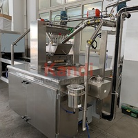 Ligne de production multifonctionnelle entièrement automatique pour la fabrication de bonbons gélifiés et de confiseries à base d'amidon, machine à fabriquer les bonbons gélifiés