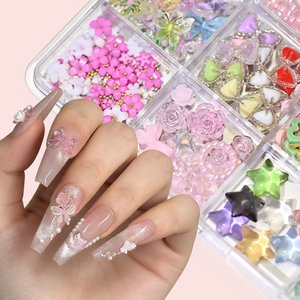Kit de Accesorios para Decoración de <span class=keywords><strong>Uñas</strong></span> con Gemas en Forma de Flores, Mariposas, Estrellas y Corazones en Tonos <span class=keywords><strong>Pastel</strong></span>, para Bodas y Manicura Personal - Product Image 3