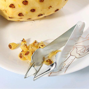 Stainless Steel Pineapple Clip V Shaped Metal Fruit Peeler Household Kitchen Tool For Pineapple Preparation - Product Image 1